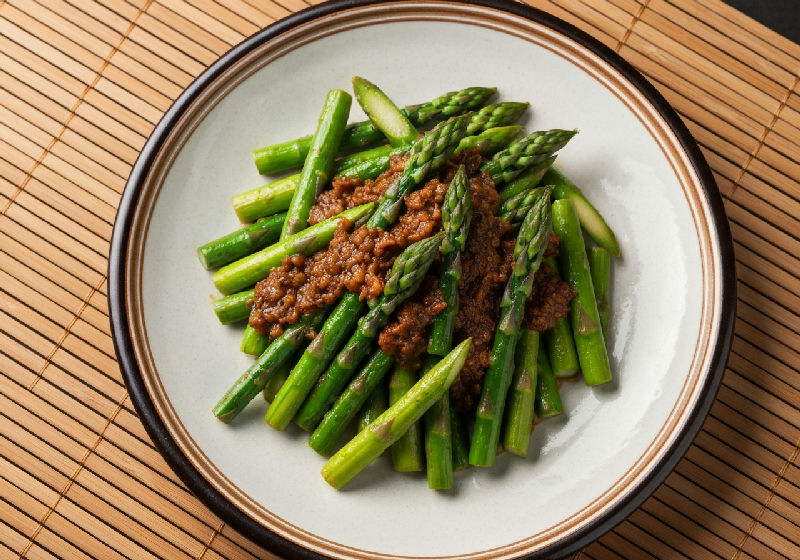 Stir-fried Asparagus with Vegetarian XO Sauce