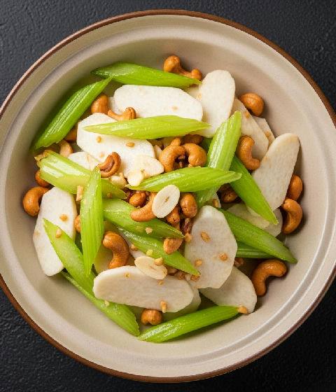 Stir-fried Yam and Celery with Crispy Cashew Nuts