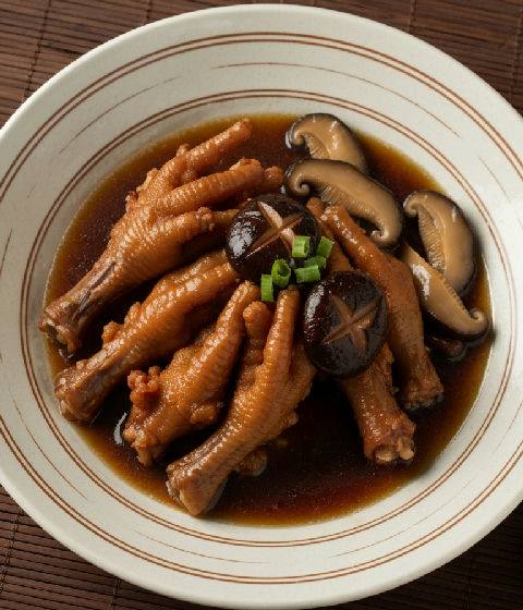 Braised Chicken Feet with Abalone Sauce and Shiitake Mushrooms